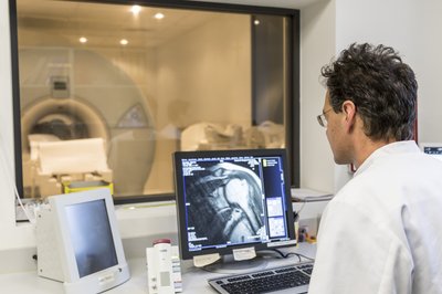 Radiologie Loretto-Krankenhaus Bildschirmüberwachung