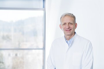 Dr. Hans-Christian Schmidt